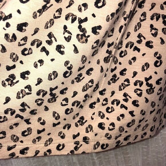 LOFT M Cheetah Print Lace Detail Sleeveless Top - Picture 6 of 10